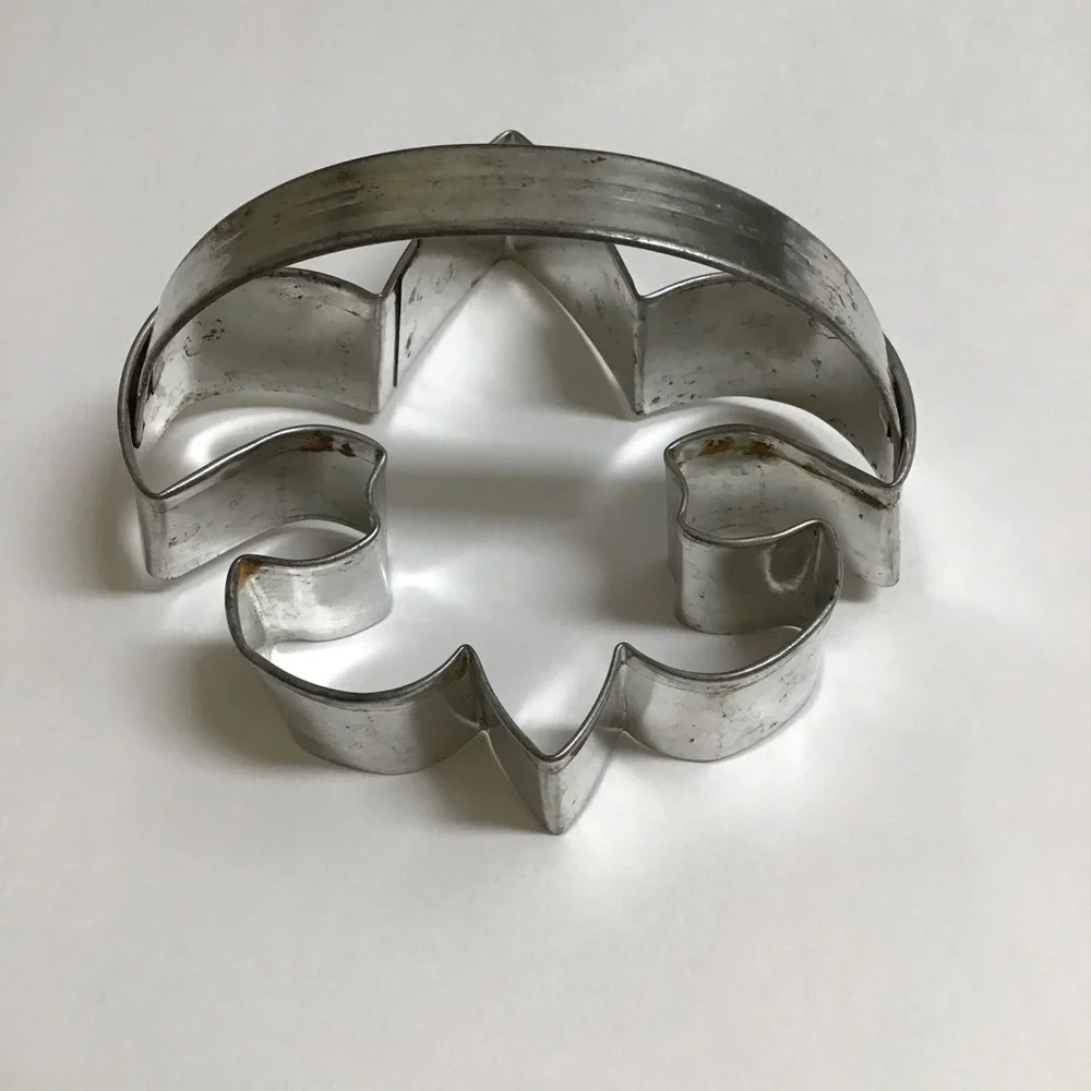 Boy Scout Emblem Metal Cookie Cutter w/Handle Biscuits Crafts Fleur De Lis 4x4”